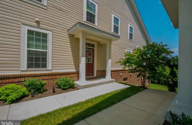 8566 COLTRANE COURT Gallery 3