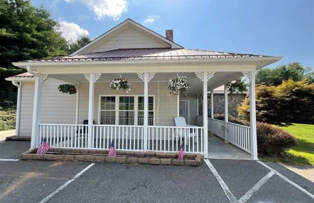 1236 Bear Trail Gallery 3