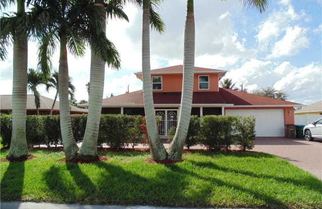 1120 SE 33 Terrace - 1120 Southeast 33rd Terrace, Cape Coral, FL 33904
