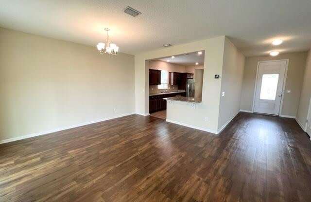 214 HERITAGE OAKS DR Gallery 3