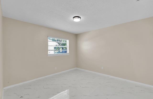 2809 Jefferson Parkway Unit B Gallery 4