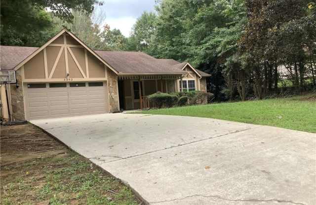 3393 Framingham Drive Gallery 2