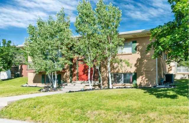 1985 Bonneview Dr - 1985 Bonneview Drive, Bountiful, UT 84010