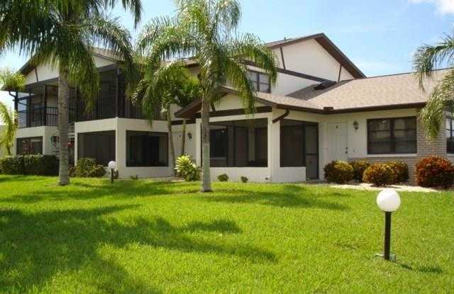 4528 SE 5th PL - 4528 Southeast 5th Place, Cape Coral, FL 33904