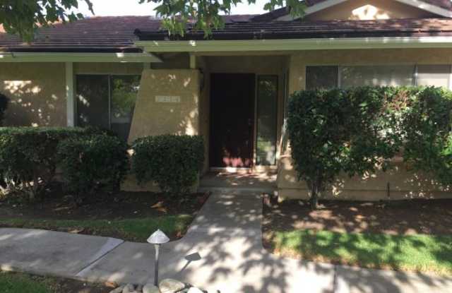 2214 Portola Lane Gallery 3