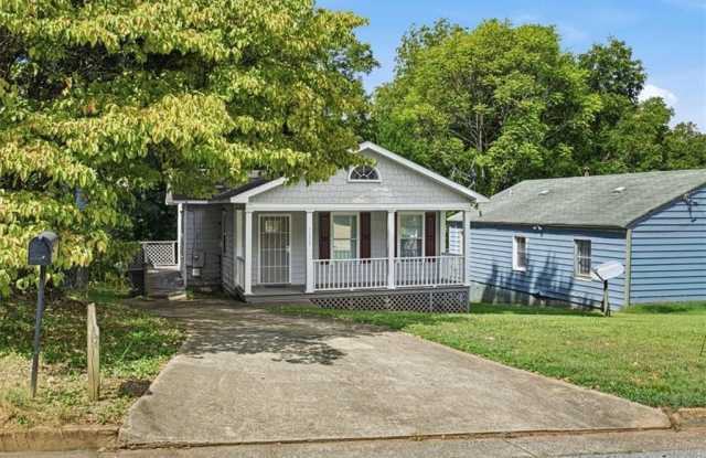 1173 Moton Avenue Gallery 1