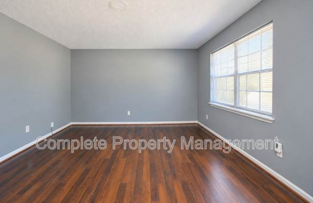 721 14th Avenue Northwest Gallery 3