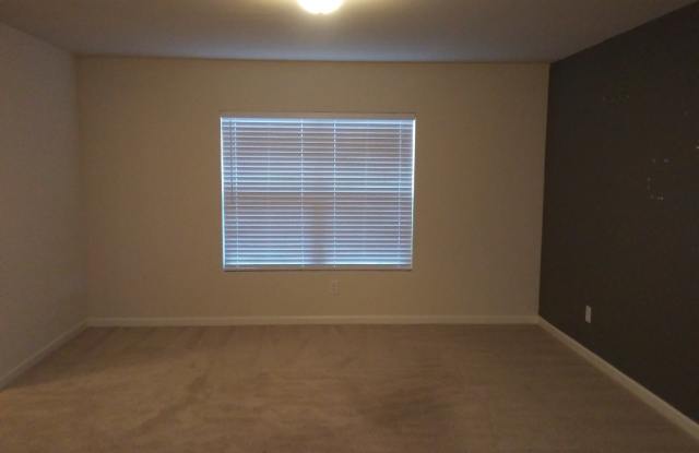 1320 Forsythia Way Gallery 2