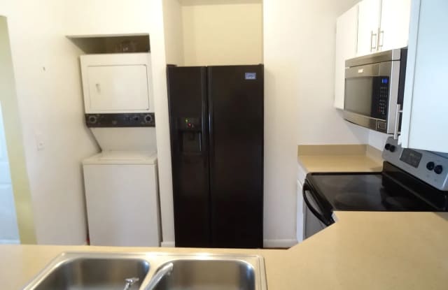 3421 NW 44th St Apt 202 photos photos