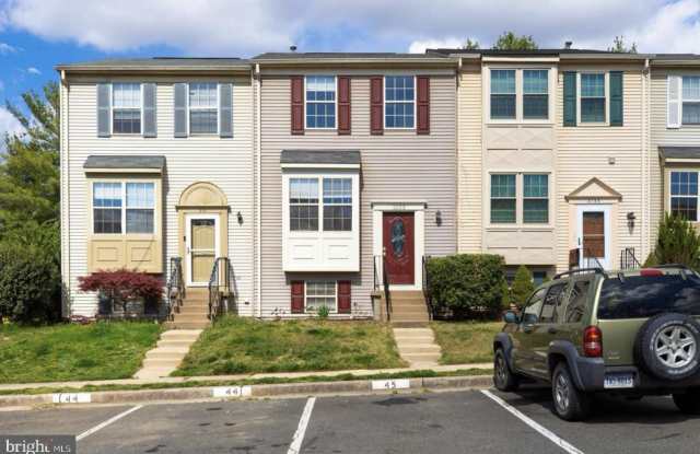 3153 ANTRIM CIRCLE - 3153 Antrim Circle, Cherry Hill, VA 22026
