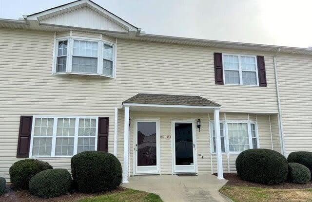 2108 Flagstone Court - 2108 Flagstone Court, Greenville, NC 27834