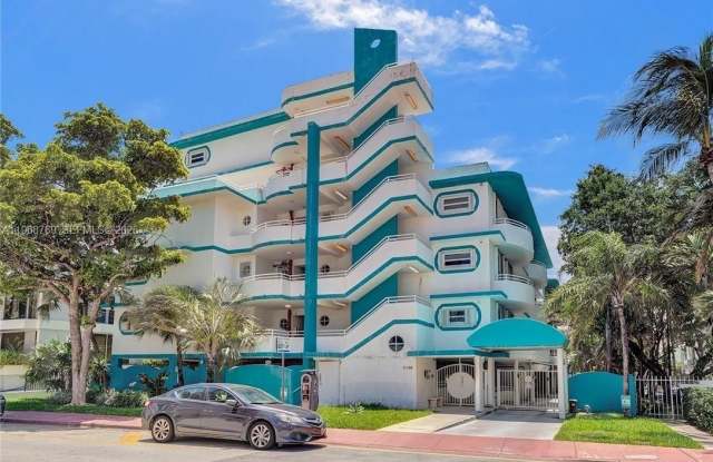 9156 Collins Ave photos photos