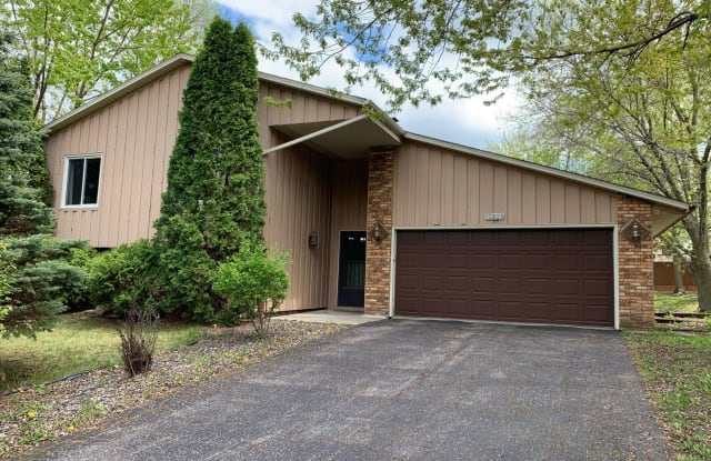 15828 Harwell Avenue - 15828 Harwell Avenue, Apple Valley, MN 55124