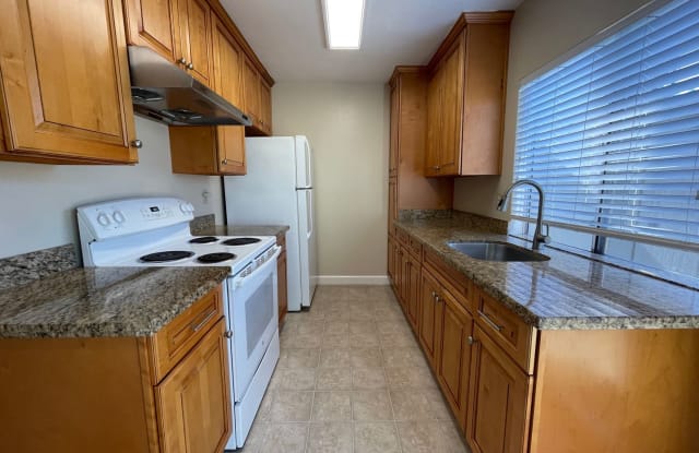 43 Hemlock Ln - 43 Hemlock Lane, Milpitas, CA 95035