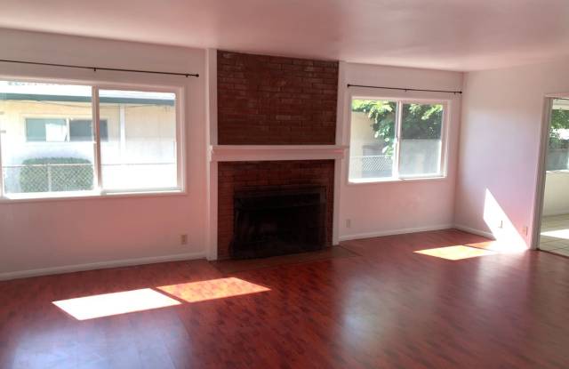 9245 Sunglow St. Gallery 2