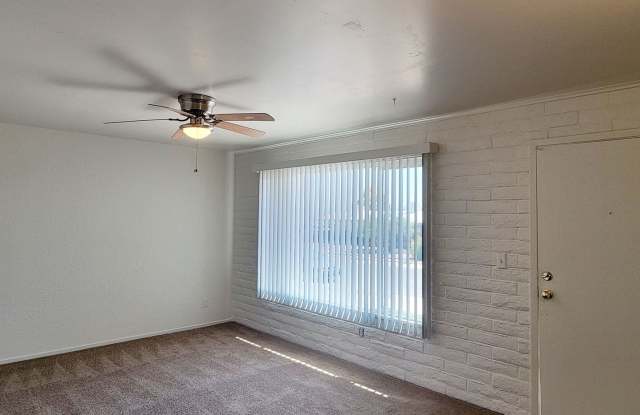 East Tucson Gem: Bright 3-Bed Home with Spacious Covered Patio & Enclosed Yard Gallery 3