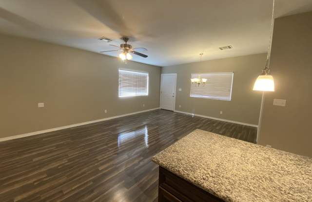 902 S KACHINA -- Gallery 3