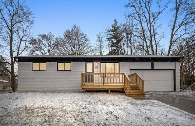 515 WOLVERINE Drive - 515 Wolverine Drive, Commerce, MI 48390 515 WOLVERINE Drive - 515 Wolverine Drive, Commerce, MI 48390