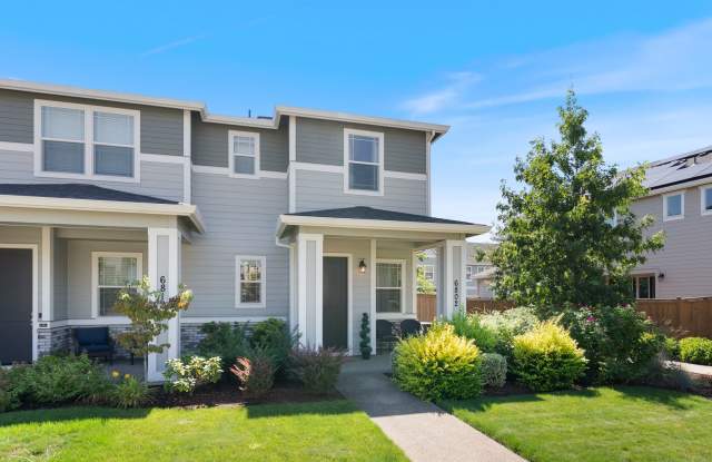 Beautiful 3-Bed, 3-Bath Home in Reeds Crossing photos photos