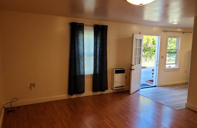 611 Santa Clara Avenue Gallery 3