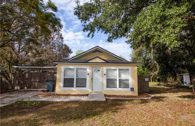 158 OAK STREET - 158 Oak Street, Clermont, FL 34711