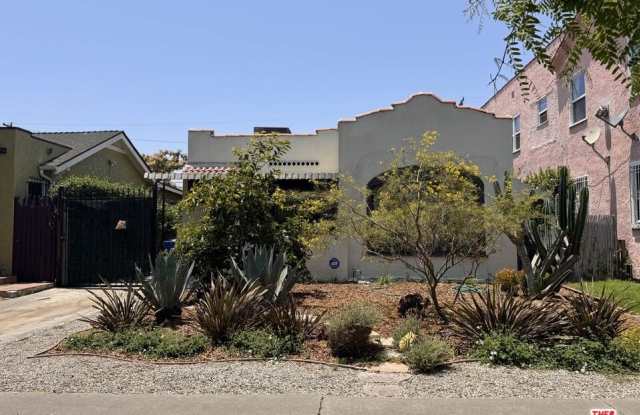 2905 Somerset Dr Gallery 2