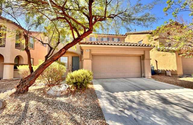 Spacious 3 Bedroom Home in Mountains Edge! Gallery 1
