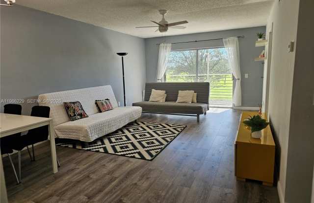 2491 SW 82nd Ave photos photos