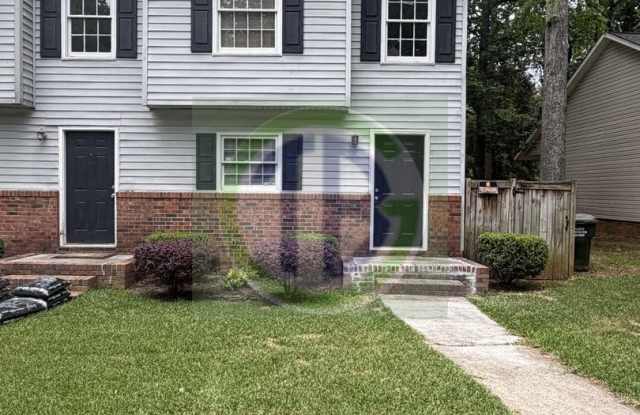 2bd Townhome conveniently located to all that Irmo has to offer photos photos