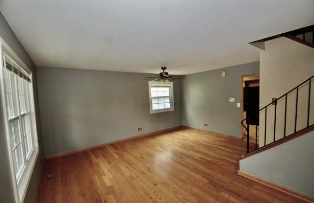 2327 Woodview Lane Gallery 2