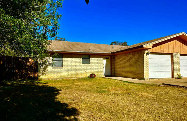 3/2 Duplex In Kerrville photos photos 3/2 Duplex In Kerrville photos photos