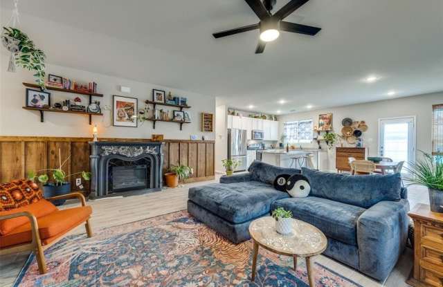 947 Hurstwood Drive photos photos