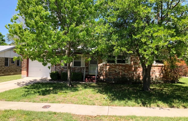 1003 E Robertson Ave photos photos
