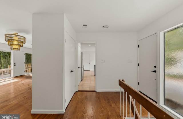 3407 WESSYNTON Way Gallery 3