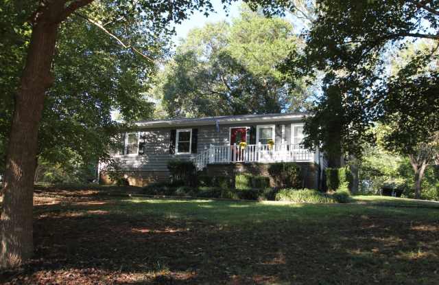 Exclusively Offered by Muse Realty, LLC photos photos