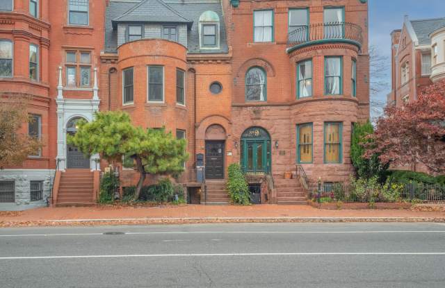 8 Logan Circle NW - B - 8 Logan Circle Northwest, Washington, DC 20005