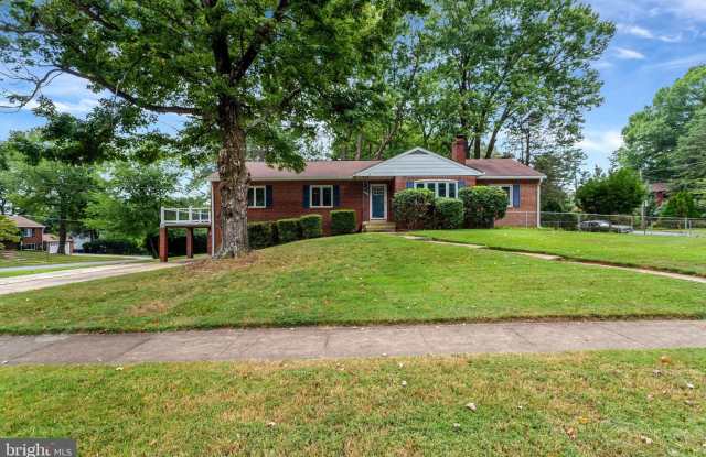 3250 FARAGUT COURT photos photos