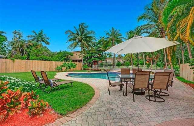1773 SW 28th Way photos photos