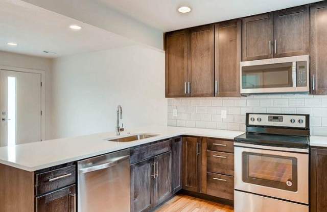 3131 Saint Paul St - 1 Gallery 2