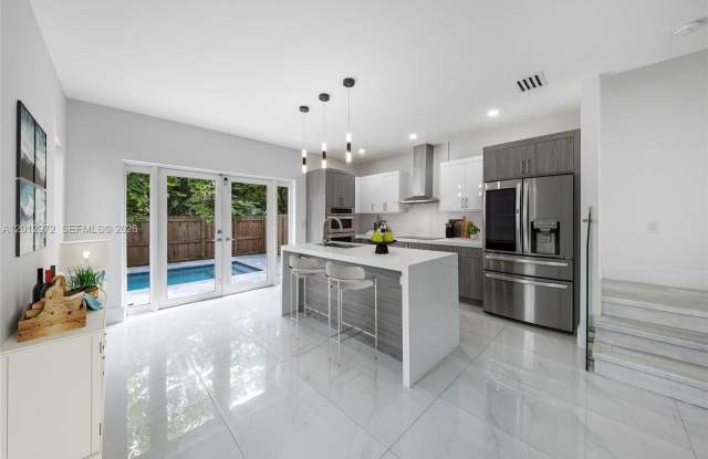 3142 Carter St photos photos
