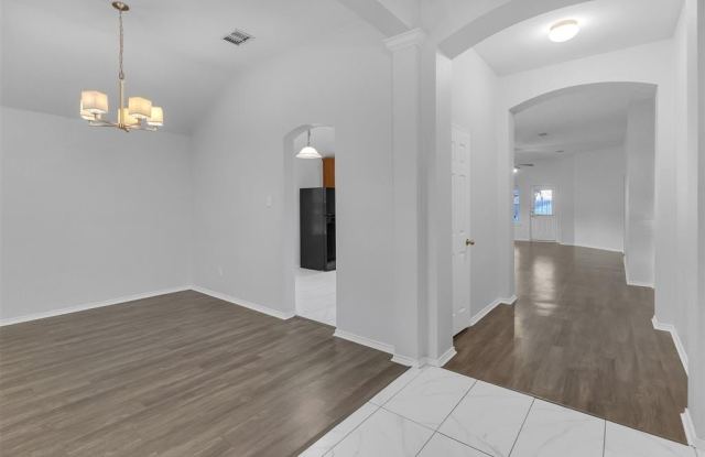 10428 Bradshaw Drive Gallery 4