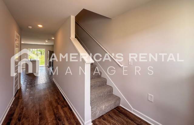 Townhouse for Rent in Lincoln, AL!! MINUTES from Honda!! Available to View Now! Gallery 4