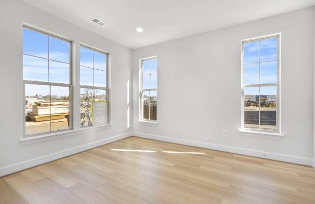 20677 Williamsport Place - 20677 Williamsport Place, Ashburn, VA 20147