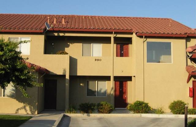 990 Prospect Ave photos photos