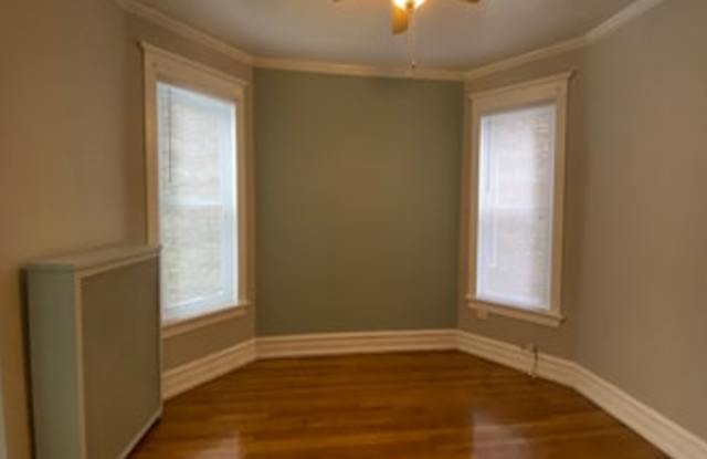 1263 W Thorndale Ave Gallery 4