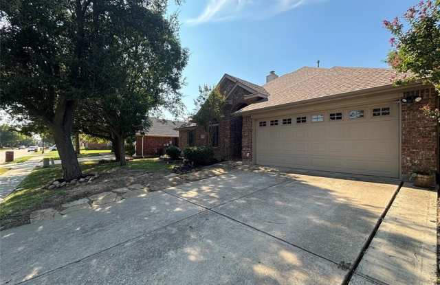 9611 Honeysuckle Drive Gallery 2