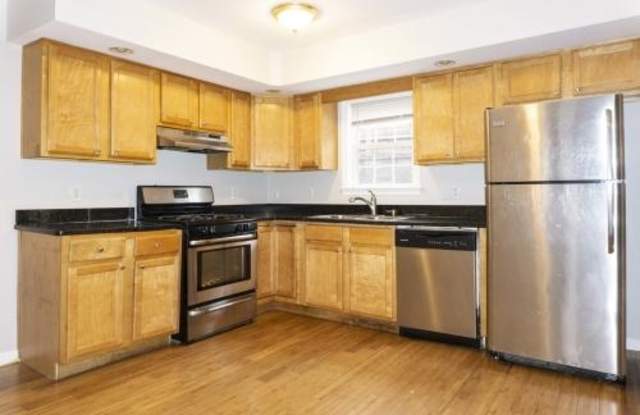 2598 Washington Gallery 4