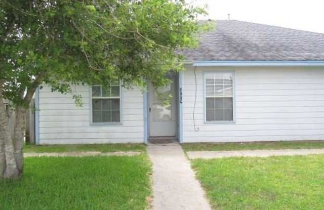 318 Easy St - 318 Easy St, Corpus Christi, TX 78418