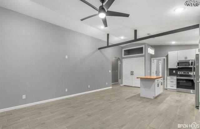 2805 AVENUE I Gallery 4