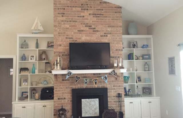 8814 Crosswood Ct Gallery 2